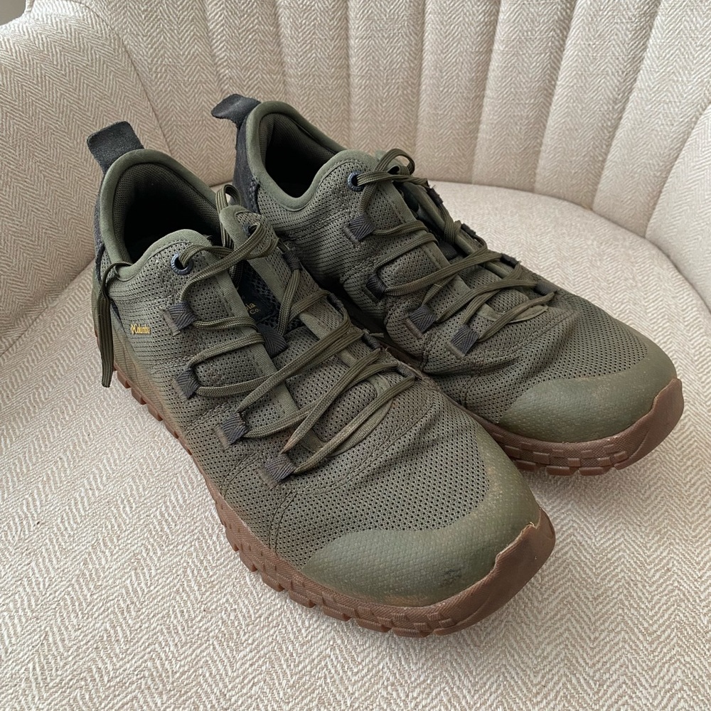 Green Columbia Hiking Shoes